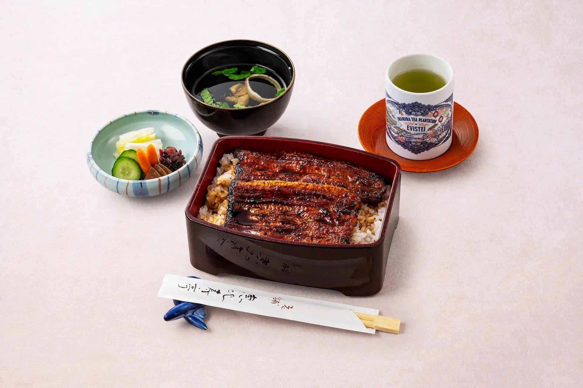 「霧島茶」うなぎ割烹恵比寿亭で提供開始 - 今村茶園